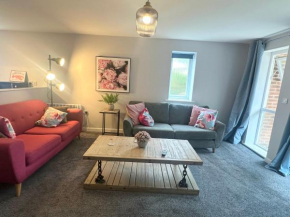 Superb 2 bed 2 bathroom free parking